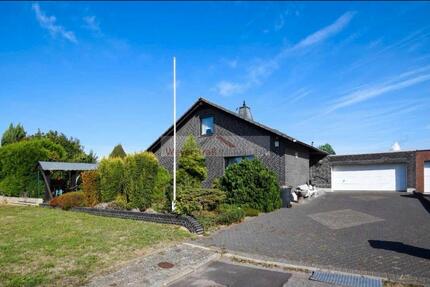 Haus Bedburg - 6 Zimmer, 150 m&sup2;, 549.000&euro; | Angebot:27498566