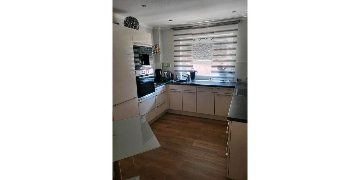 Etagenwohnung Bergheim - 3 Zimmer, 96 m&sup2;, 310.000&euro; | Angebot:27078463