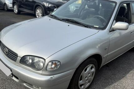 Toyota Corolla 150.000 km 1.999 &euro; Solingen 42719