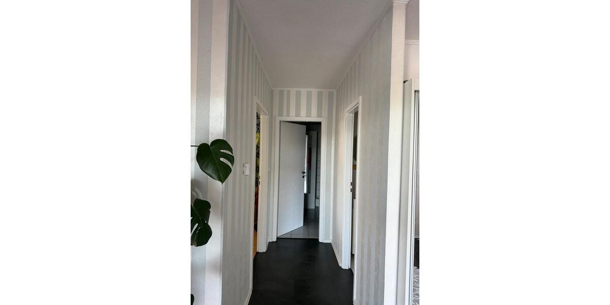 Etagenwohnung Dormagen Hackenbroich - 4 Zimmer, 94 m&sup2;, 220.000&euro; | Angebot:27542476