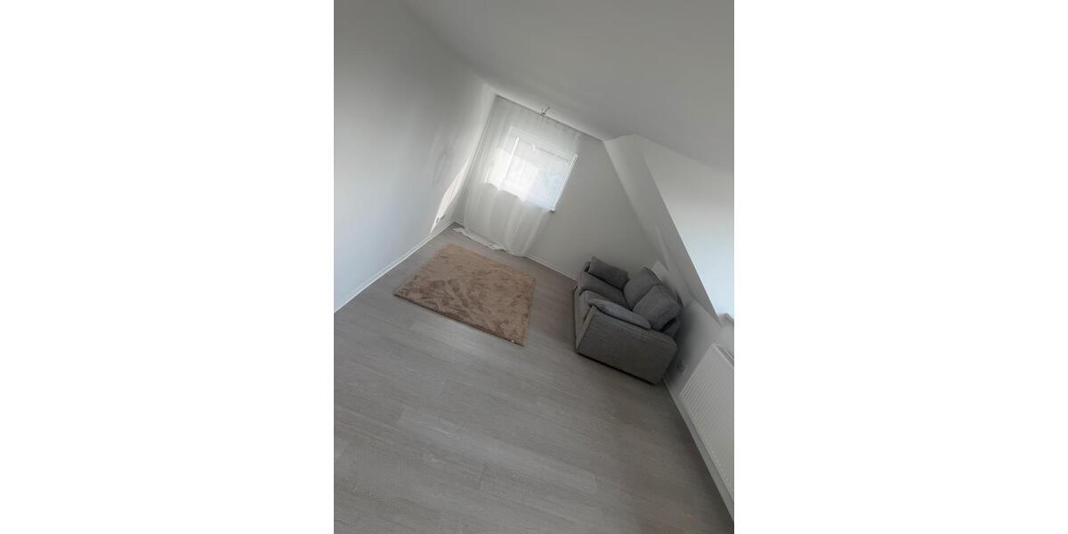 Dachgeschoßwohnung Kempen - 2 Zimmer, 68 m&sup2;, 800&euro; | Angebot:27567649