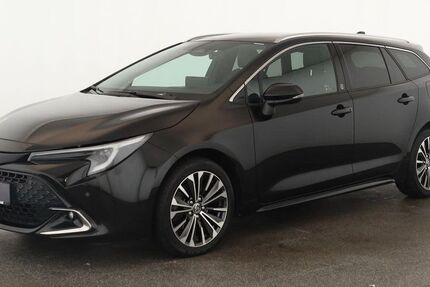 Toyota Corolla 28.700 km 27.484 &euro; Neuss 41460