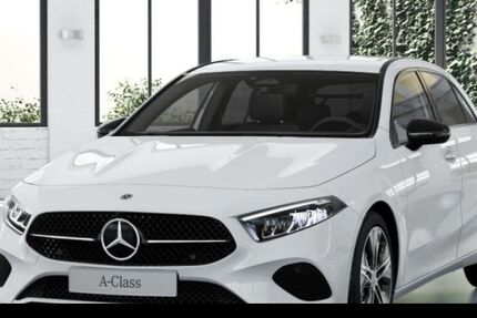 Mercedes-Benz A 200 9.900 km 38.490 &euro; Duisburg 47138