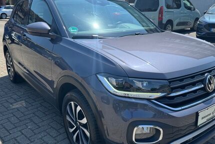 VW T-Cross 68.000 km 14.599 &euro; Mülheim / Ruhr 45473