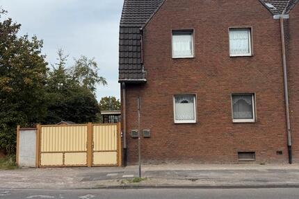 Haus Duisburg Angerhausen - 7 Zimmer, 160 m&sup2;, 450.000&euro; | Angebot:27502715