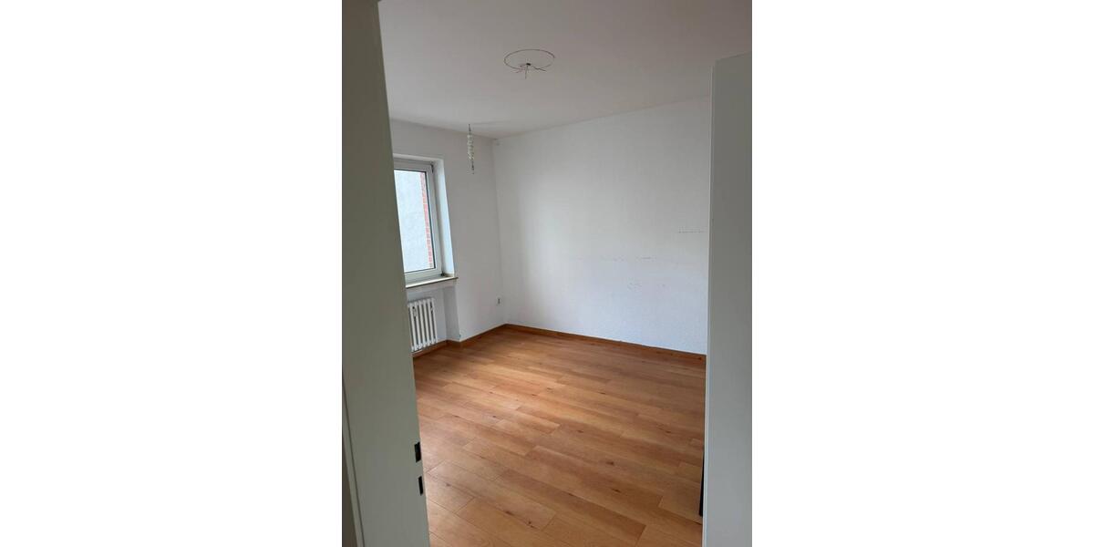 Etagenwohnung Mönchengladbach Süd - 3 Zimmer, 63 m&sup2;, 740&euro; | Angebot:27537505