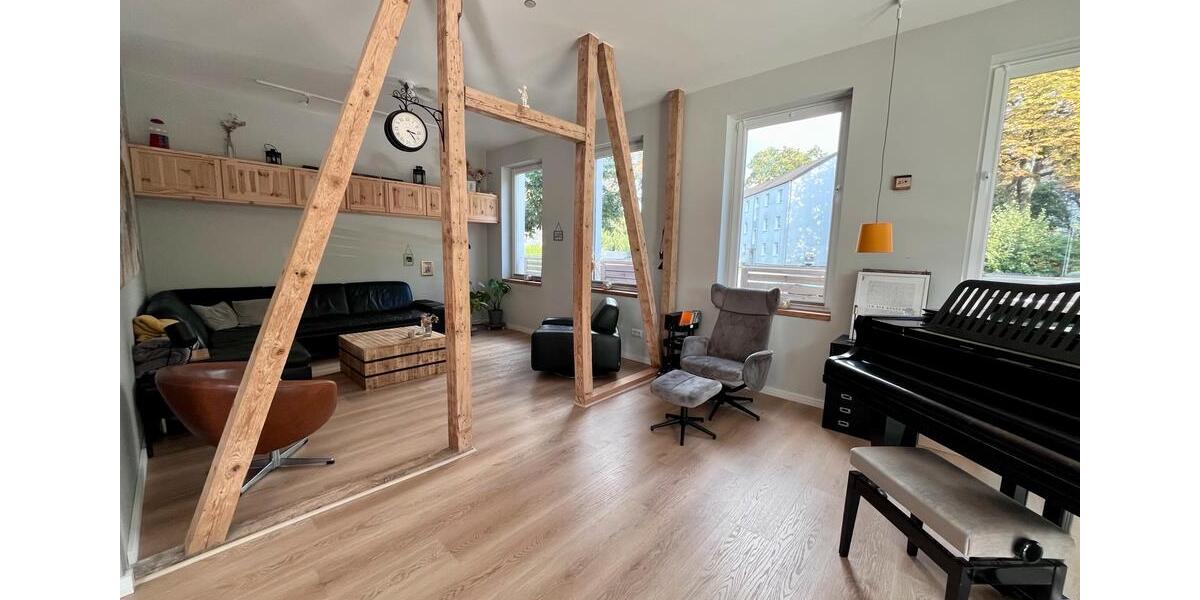 Einfamilienhaus Solingen Aufderhöhe - 8 Zimmer, 185 m&sup2;, 749.000&euro; | Angebot:27534080