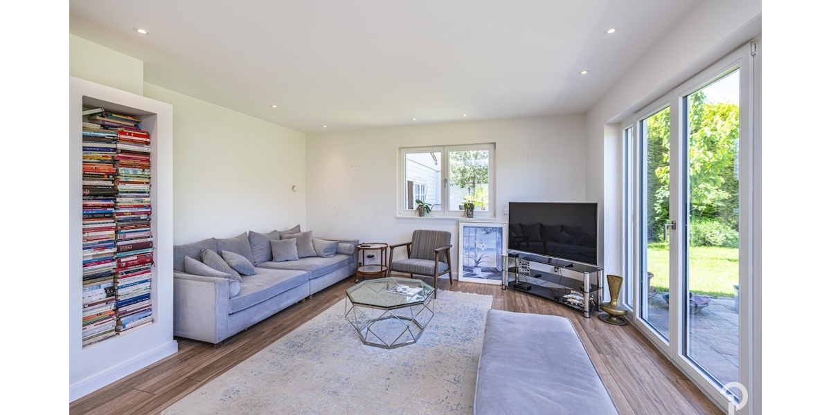 Repräsentatives Einfamilienhaus mit großem Garten. Ein sonniges Paradies mit 4-5 Zimmer für Familien - Einfamilienhaus Jüchen | Angebot:27566533
