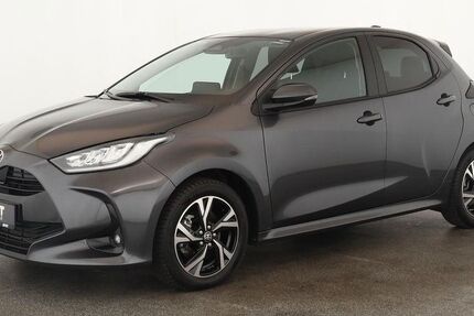 Toyota Yaris 22.400 km 21.784 &euro; Düsseldorf 40233