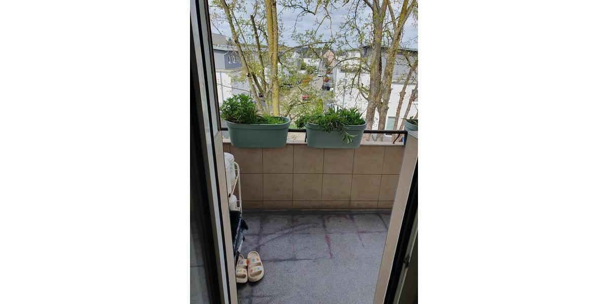 Etagenwohnung Mönchengladbach Ost - 4 Zimmer, 76 m&sup2;, 129.000&euro; | Angebot:27513356