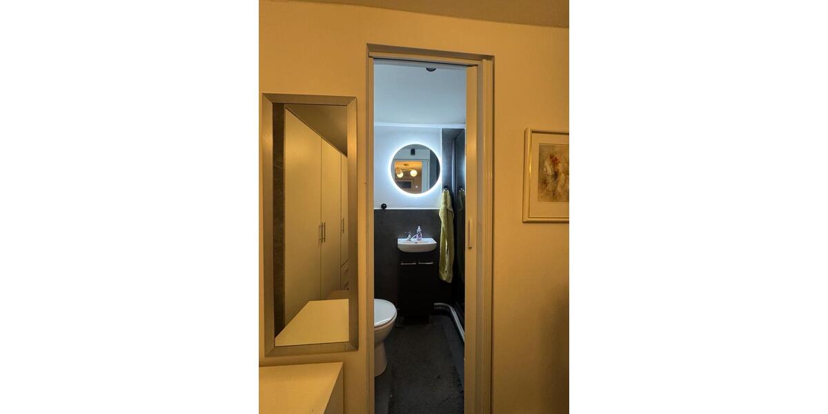 Etagenwohnung Langenfeld (Rheinland) - 2 Zimmer, 42 m&sup2;, 800&euro; | Angebot:27568615