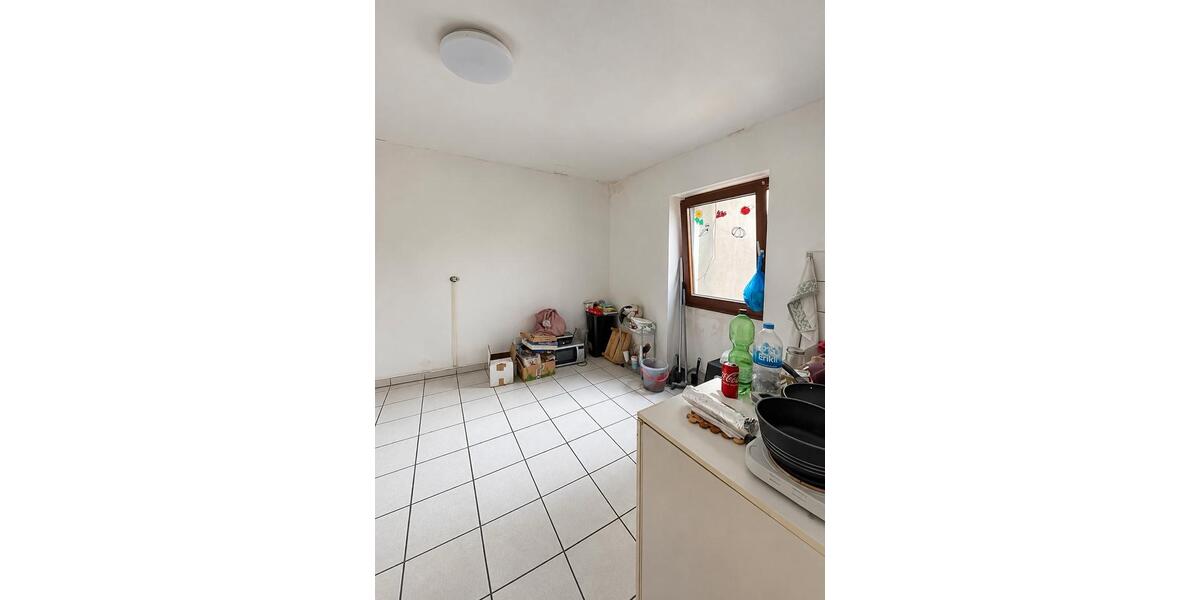 Etagenwohnung Krefeld - 2 Zimmer, 75 m&sup2;, 800&euro; | Angebot:27541604