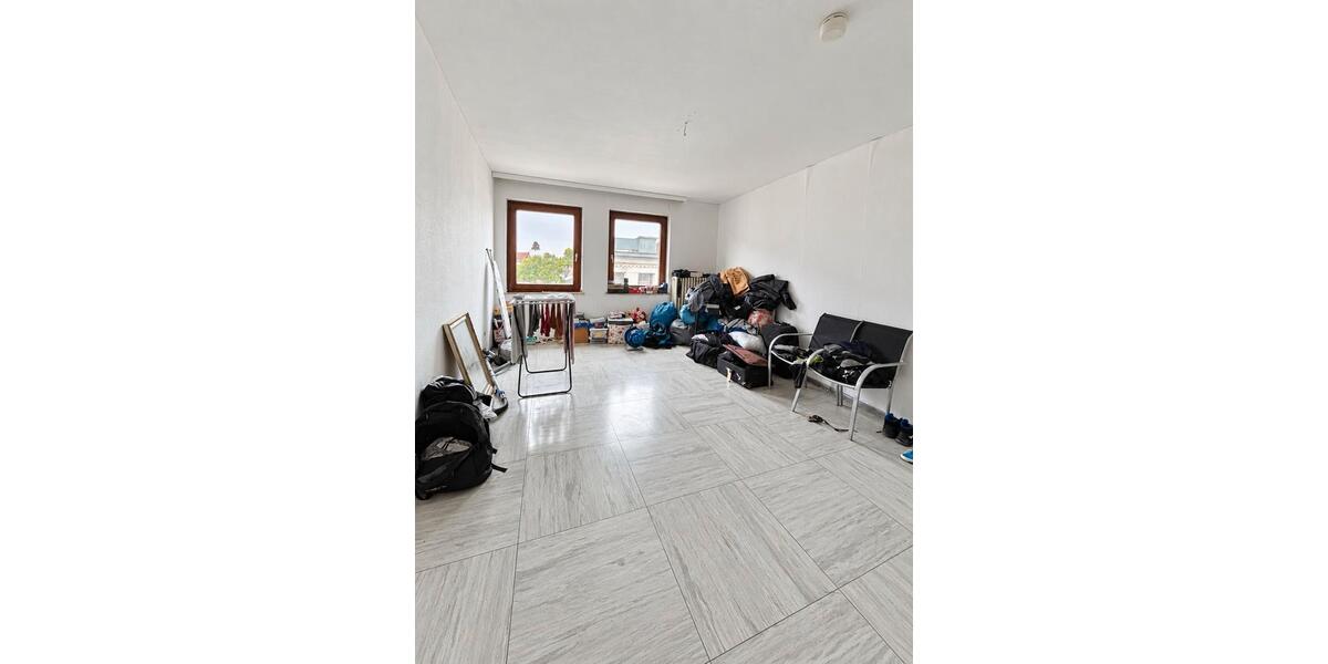 Etagenwohnung Krefeld - 2 Zimmer, 75 m&sup2;, 800&euro; | Angebot:27541604