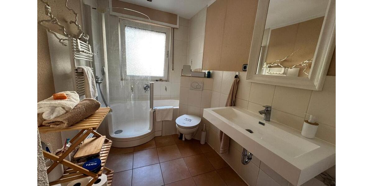 Erdgeschoßwohnung Duisburg Rheinhausen - 2.5 Zimmer, 62 m&sup2;, 145.000&euro; | Angebot:27529096
