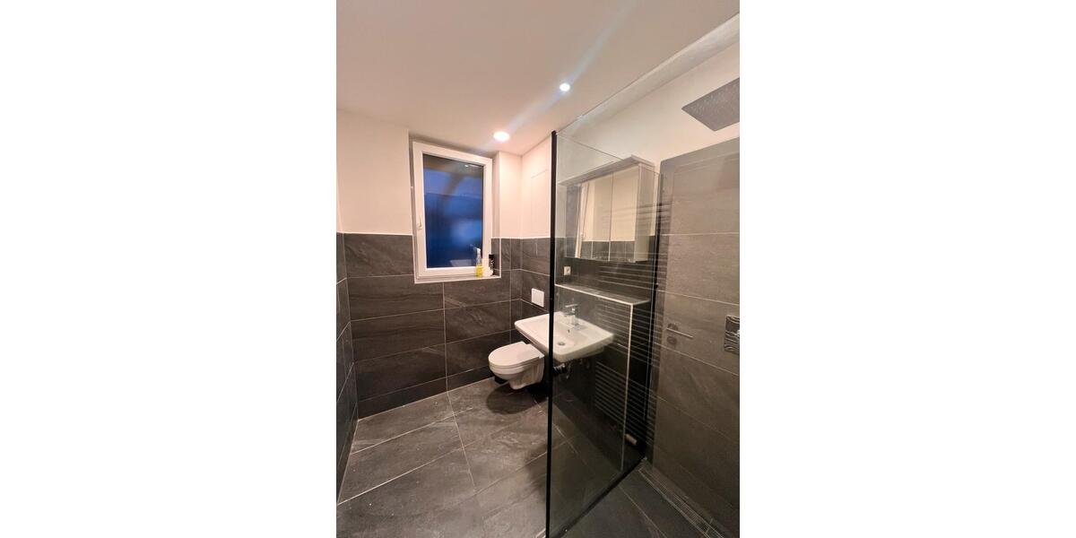 Mehrfamilienhaus, Wohnhaus Mönchengladbach Süd - 8 Zimmer, 210 m&sup2;, 545.000&euro; | Angebot:27502933