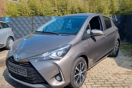 Toyota Yaris 129.844 km 11.650 &euro; Neuss 41470