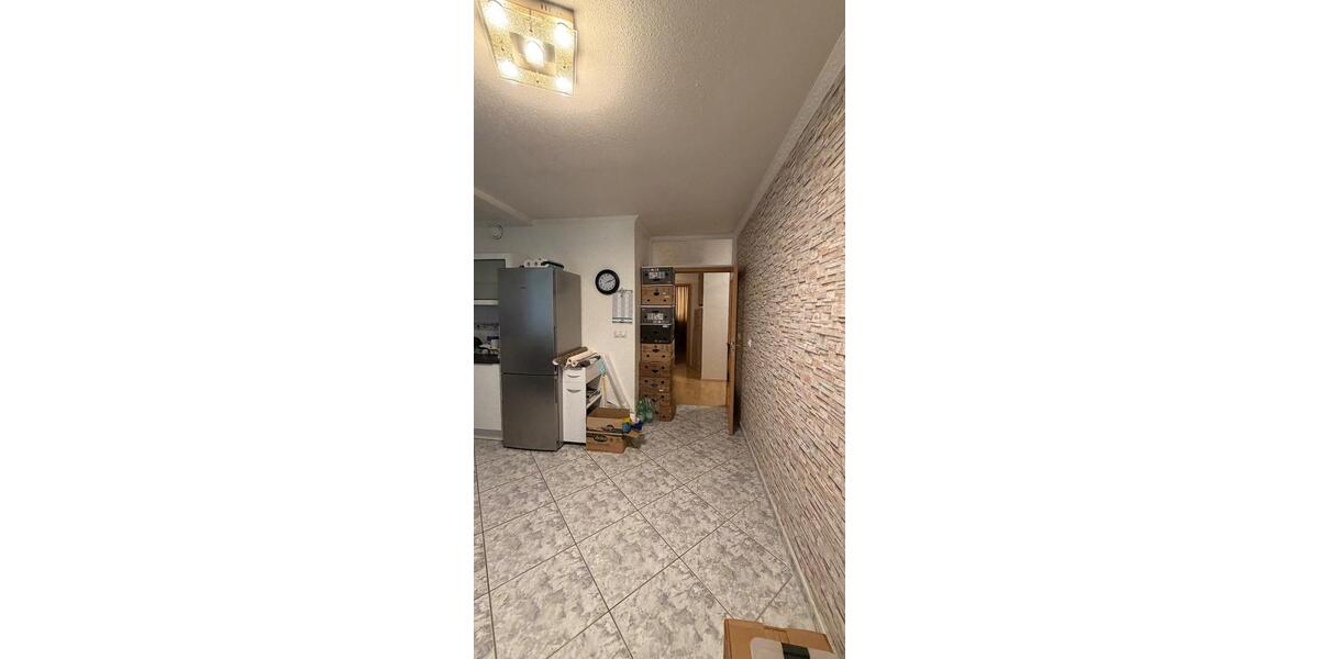 Erdgeschoßwohnung Düsseldorf Stadtbezirk 9 - 3 Zimmer, 98 m&sup2;, 1.700&euro; | Angebot:27551938