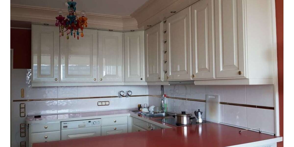Etagenwohnung Neuss - 3 Zimmer, 115 m&sup2;, 250.000&euro; | Angebot:27511930