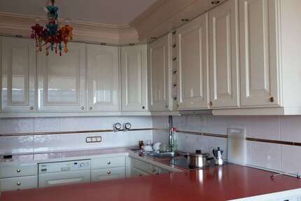 Wohnung Neuss - 3 Zimmer, 115 m&sup2;, 250.000&euro; | Angebot:27511930