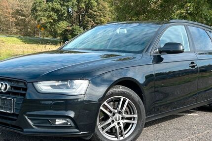 Audi A4 203.243 km 8.290 &euro; Neukirchen-Vluyn 47506