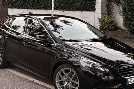 Volvo V40 108.000 km 14.000 &euro; Mönchengladbach 41063