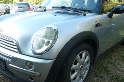 Mini Cooper 153.000 km 3.990 &euro; Hilden 40724