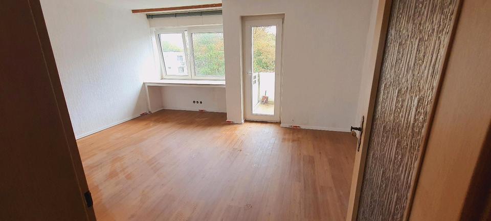 Etagenwohnung Duisburg Großenbaum - 3 Zimmer, 68 m&sup2;, 980&euro; | Angebot:27535704