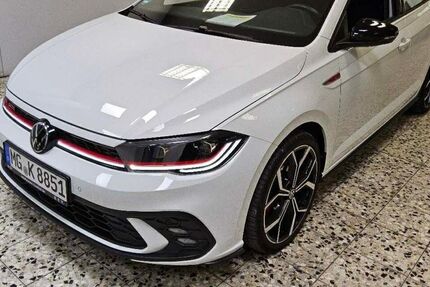 VW Polo 22.365 km 22.210 &euro; Moenchengladbach 41063