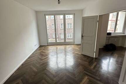 Wohnung Düsseldorf Unterbilk - 1 Zimmer, 41 m&sup2;, 905&euro; | Angebot:27543965