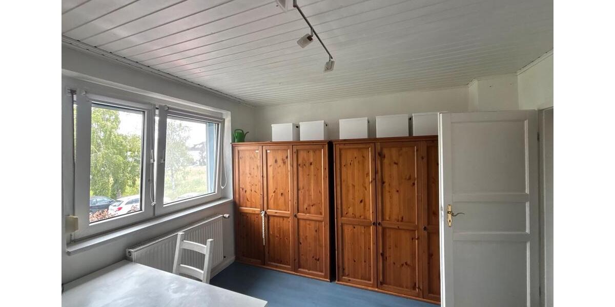 Etagenwohnung Düsseldorf Stadtbezirk 5 - 5 Zimmer, 22 m&sup2;, 650&euro; | Angebot:27544636