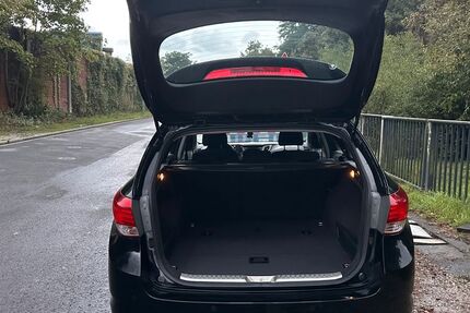 Hyundai i40 157.000 km 6.000 &euro; Duisburg 47169
