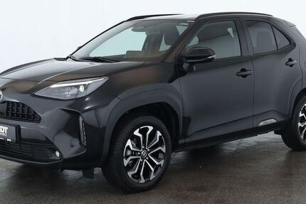 Toyota Yaris Cross 7.300 km 25.384 &euro; Neuss 41460