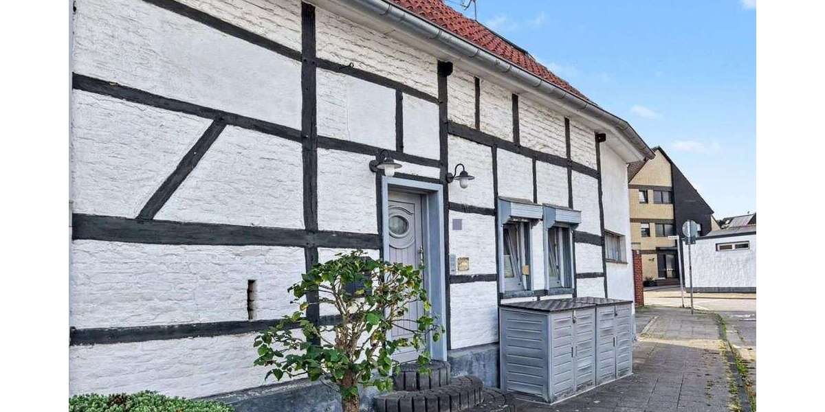 Einfamilienhaus Mönchengladbach Süd - 3.5 Zimmer, 141 m&sup2;, 338.000&euro; | Angebot:27522008