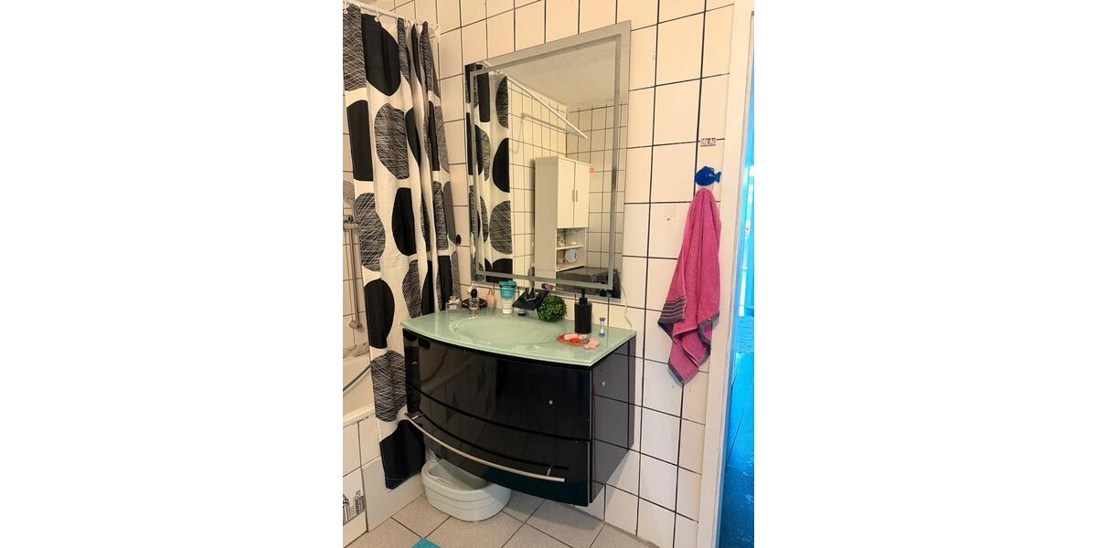 Etagenwohnung Dormagen Hackenbroich - 4 Zimmer, 94 m&sup2;, 220.000&euro; | Angebot:27542476