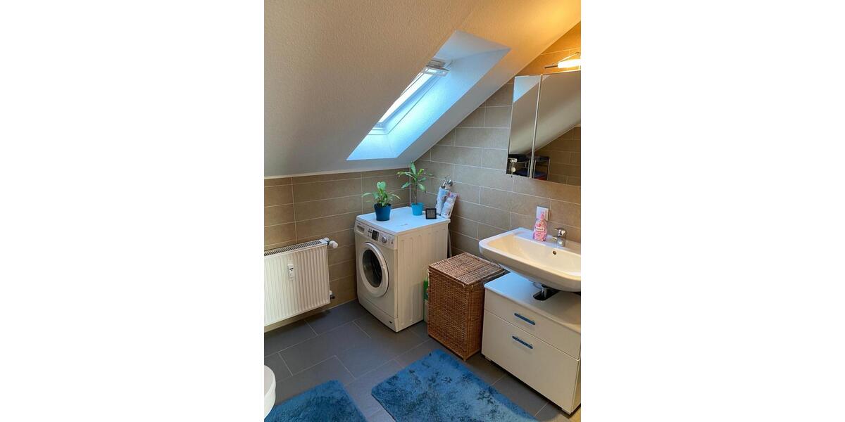 Dachgeschoßwohnung Hilden - 3 Zimmer, 58 m&sup2;, 193.000&euro; | Angebot:27449140