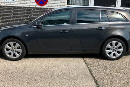 Opel Insignia 108.750 km 6.490 &euro; Hilden 40721