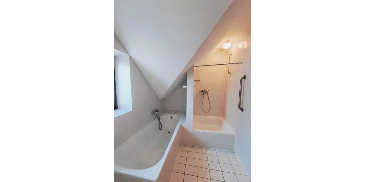 Einfamilienhaus Mönchengladbach West - 7 Zimmer, 217 m&sup2;, 630.000&euro; | Angebot:27512698