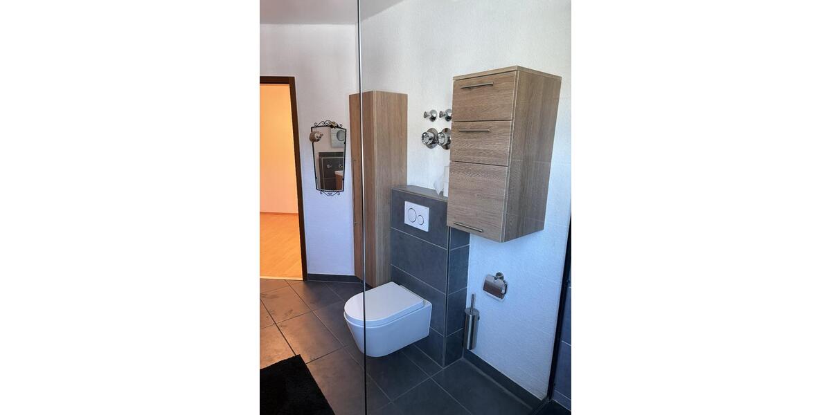 Etagenwohnung Krefeld - 2 Zimmer, 74 m&sup2;, 800&euro; | Angebot:27543382
