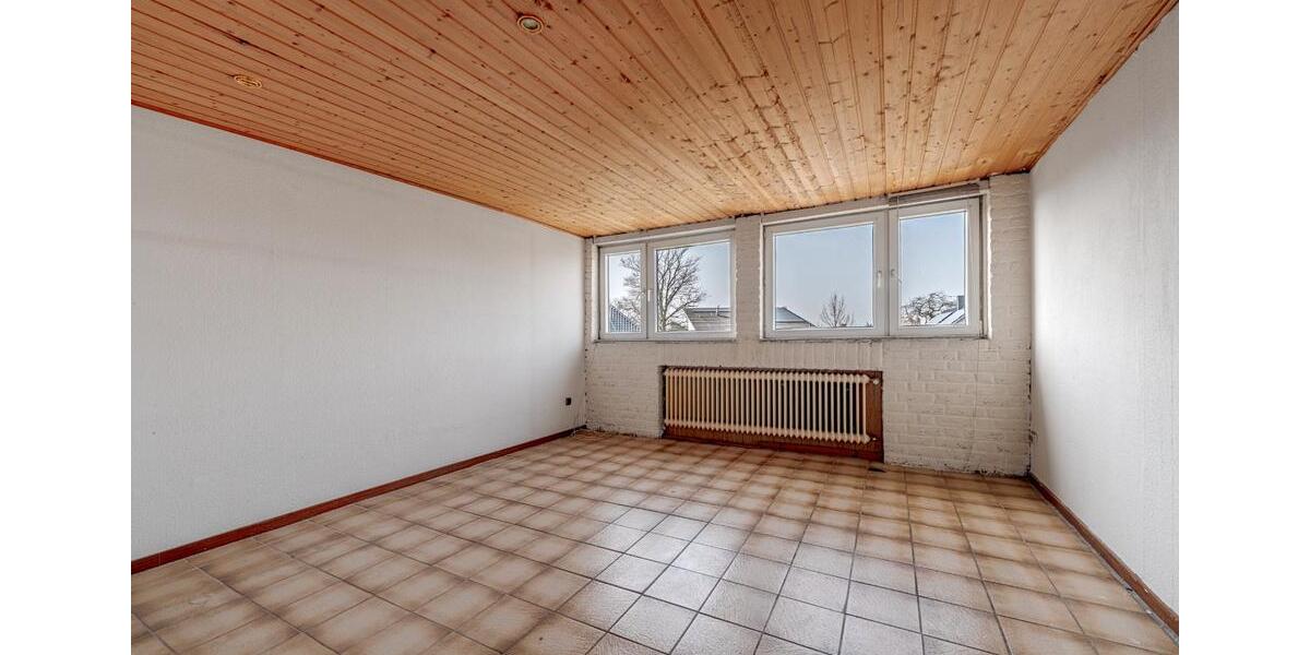 Reihenhaus Mönchengladbach West - 7 Zimmer, 187 m&sup2;, 295.000&euro; | Angebot:27535038