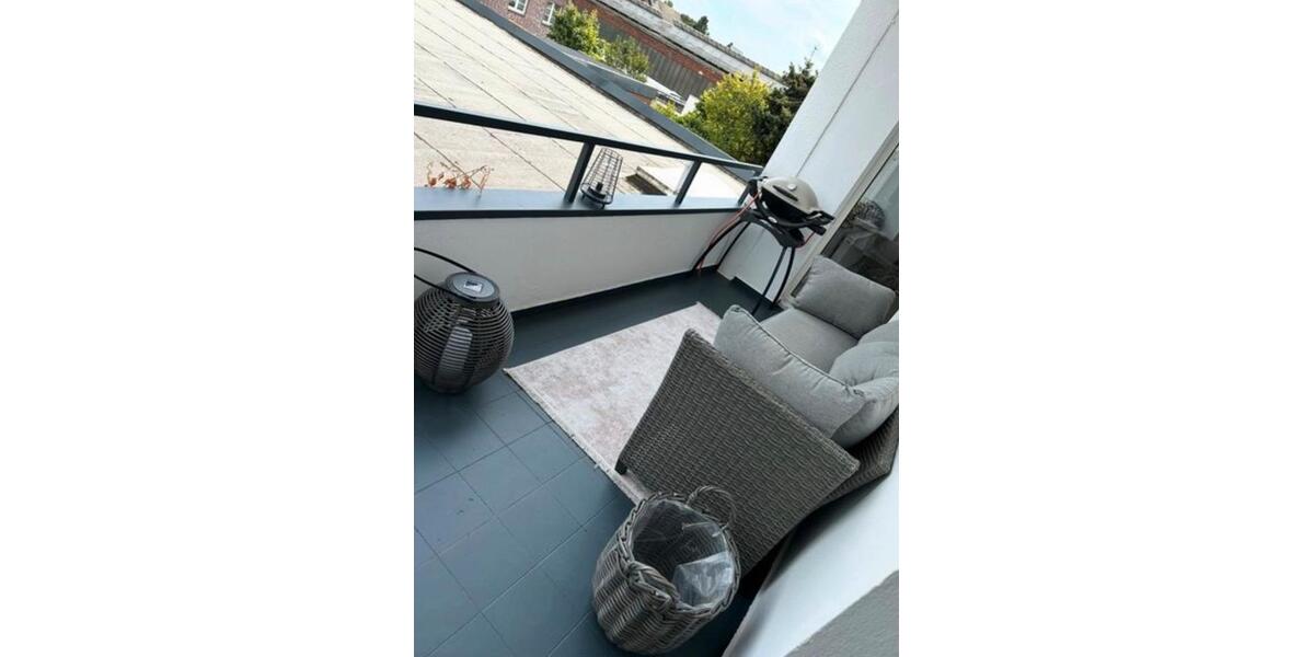 Etagenwohnung Grefrath - 4 Zimmer, 120 m&sup2;, 1.500&euro; | Angebot:27565934
