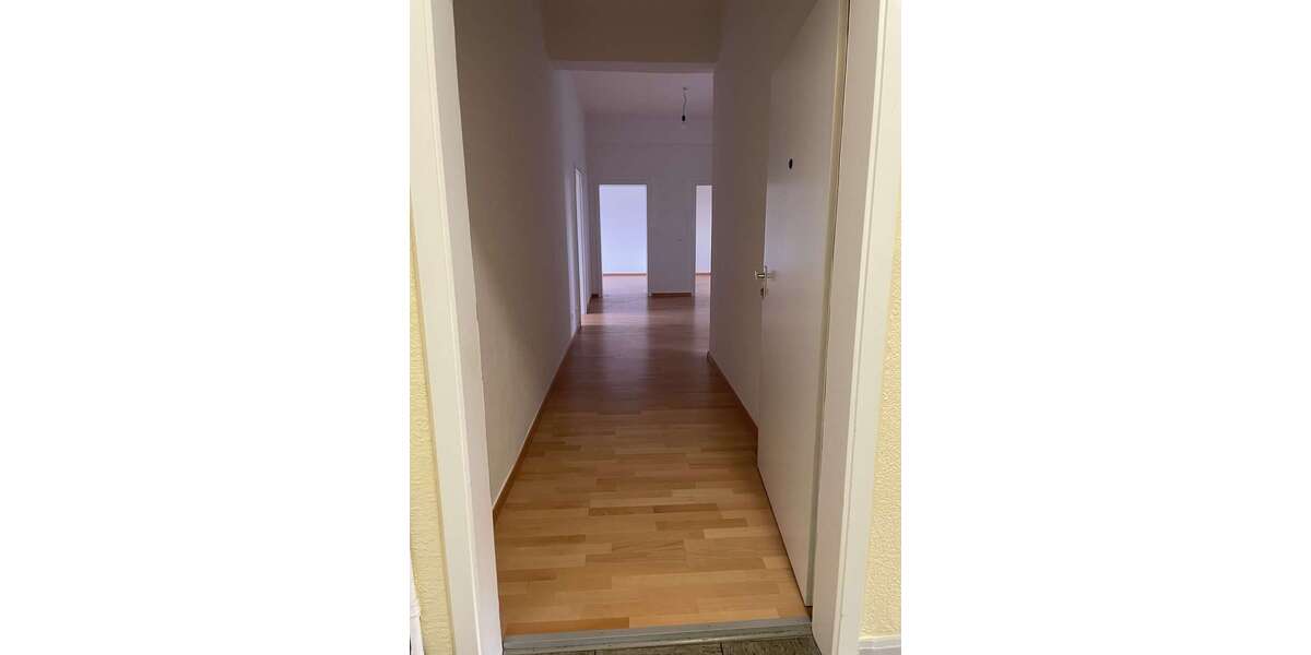 Etagenwohnung Mönchengladbach - 3 Zimmer, 88 m&sup2;, 1.060&euro; | Angebot:25378544