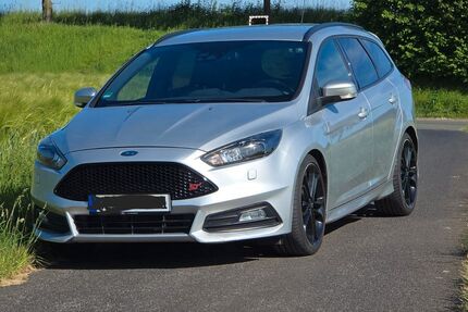Ford Focus 163.000 km 8.500 &euro; Mettmann 40822