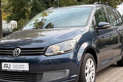 VW Touran 218.000 km 4.480 &euro; Düsseldorf 40593