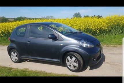 Toyota Aygo (X) 220.000 km 1.750 &euro; Ratingen 40880