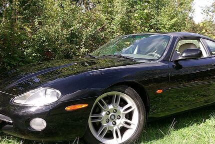 Jaguar XK8 167.520 km 9.500 &euro; Mettmann 40822