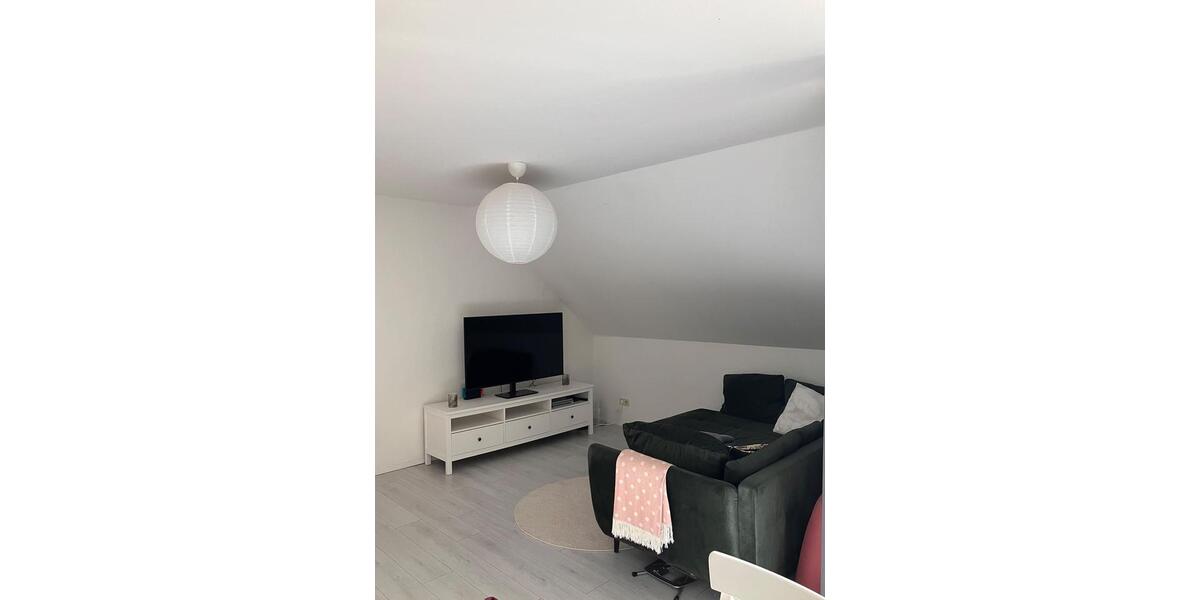 Dachgeschoßwohnung Kaarst - 2 Zimmer, 64 m&sup2;, 700&euro; | Angebot:27567601