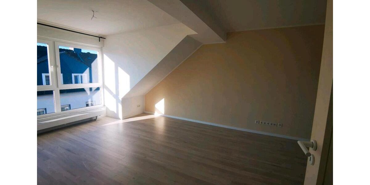 Dachgeschoßwohnung Velbert - 2 Zimmer, 56 m&sup2;, 546&euro; | Angebot:27544558