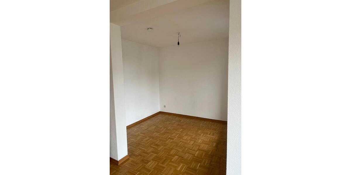 Etagenwohnung Düsseldorf Stadtbezirk 6 - 1.5 Zimmer, 37 m&sup2;, 555&euro; | Angebot:27544169