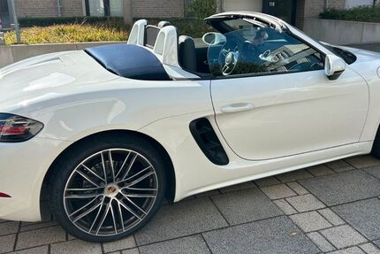 Porsche Boxster 35.000 km 62.400 &euro; Düsseldorf 40211