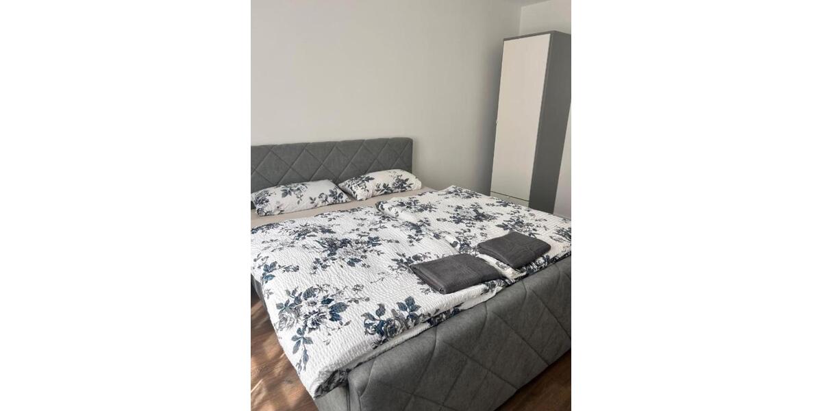 Etagenwohnung Düsseldorf - 2 Zimmer, 62 m&sup2;, 1.364&euro; | Angebot:27547925